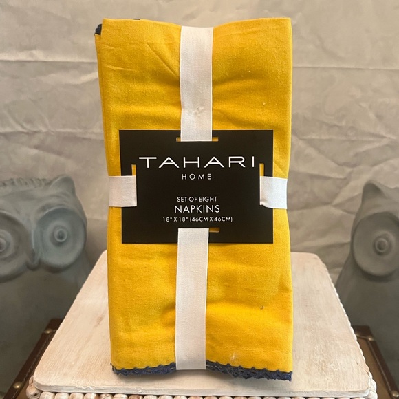 Tahari Napkins - Picture 1 of 5